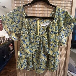 ASTR THE LABEL FLORAL TOP